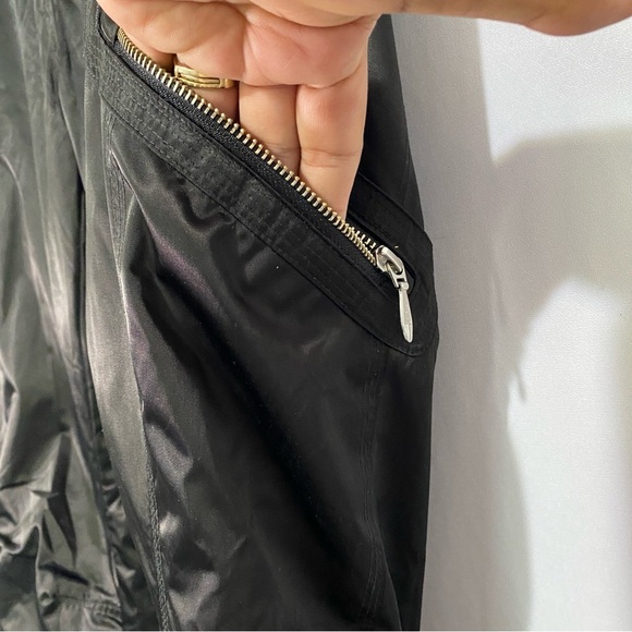 Obermeyer Women’s Ski pants Sz 10‎ Ladies Multiple Pockets - Picture 7 of 16